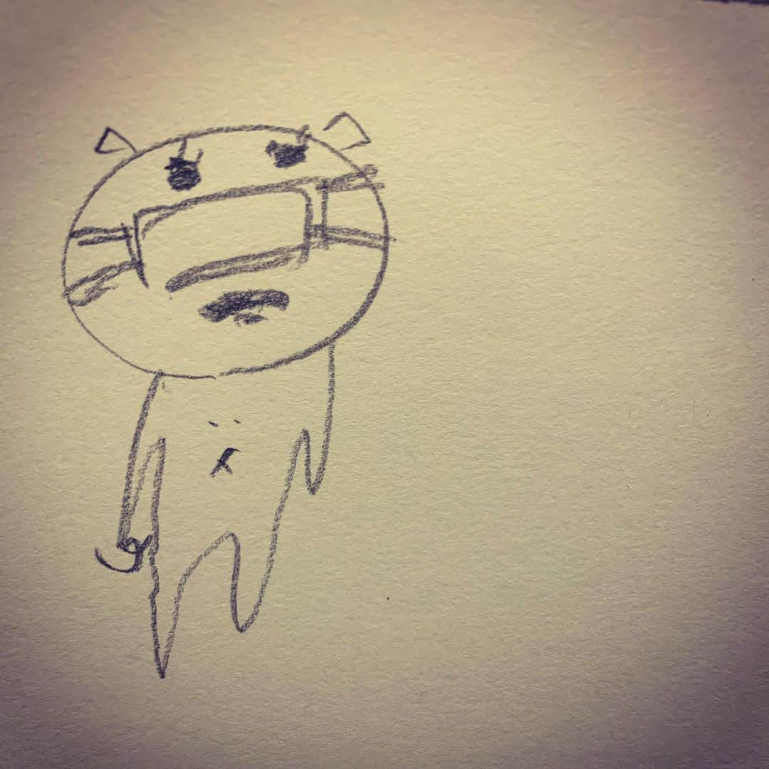 大月さゆのインスタグラム：「マスクならさ。作ることもできるからさ。  こんな不安な世の中で、より多くの安心がありますように。 大切な人の、そのまた大切な人の、そのまたまた大切な、、、、、人が元気で幸せでありますように🍀」