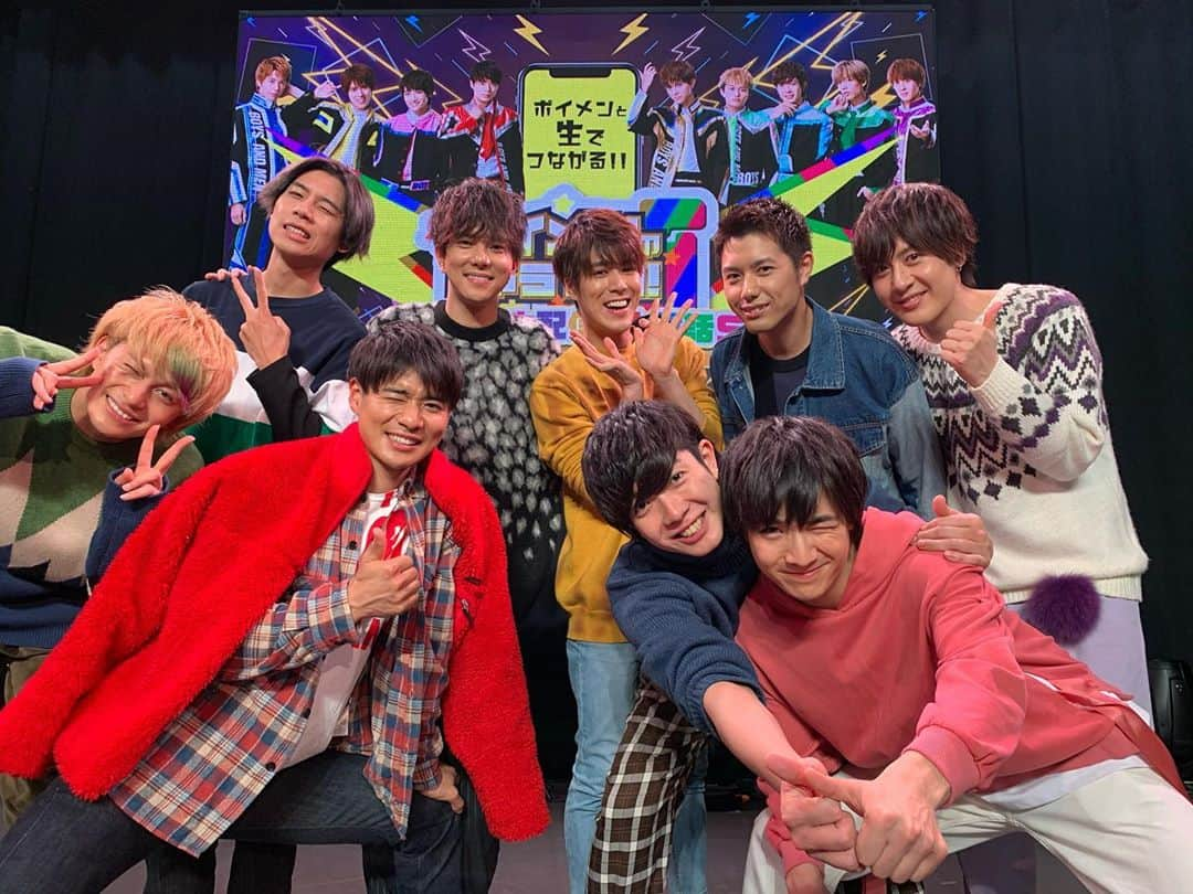 BOYS AND MENさんのインスタグラム写真 - (BOYS AND MENInstagram)「❶❷ 「しゃべくり本ちゃん 春のウキウキ出張編」 LINE LIVE ❸❹4/1 ギャラ100生配信  #ボイメン #BMK #エリア研究生 #本田剛文 #米谷恭輔 #佐藤匠 #内海太一 #髙橋真佳把 #LINELIVE  #ギャラ100 #生配信 #水野勝 #田村侑久 #小林豊 #辻本達規 #勇翔 #平松賢人 #土田拓海 #吉原雅斗」4月2日 21時26分 - boysandmen_official