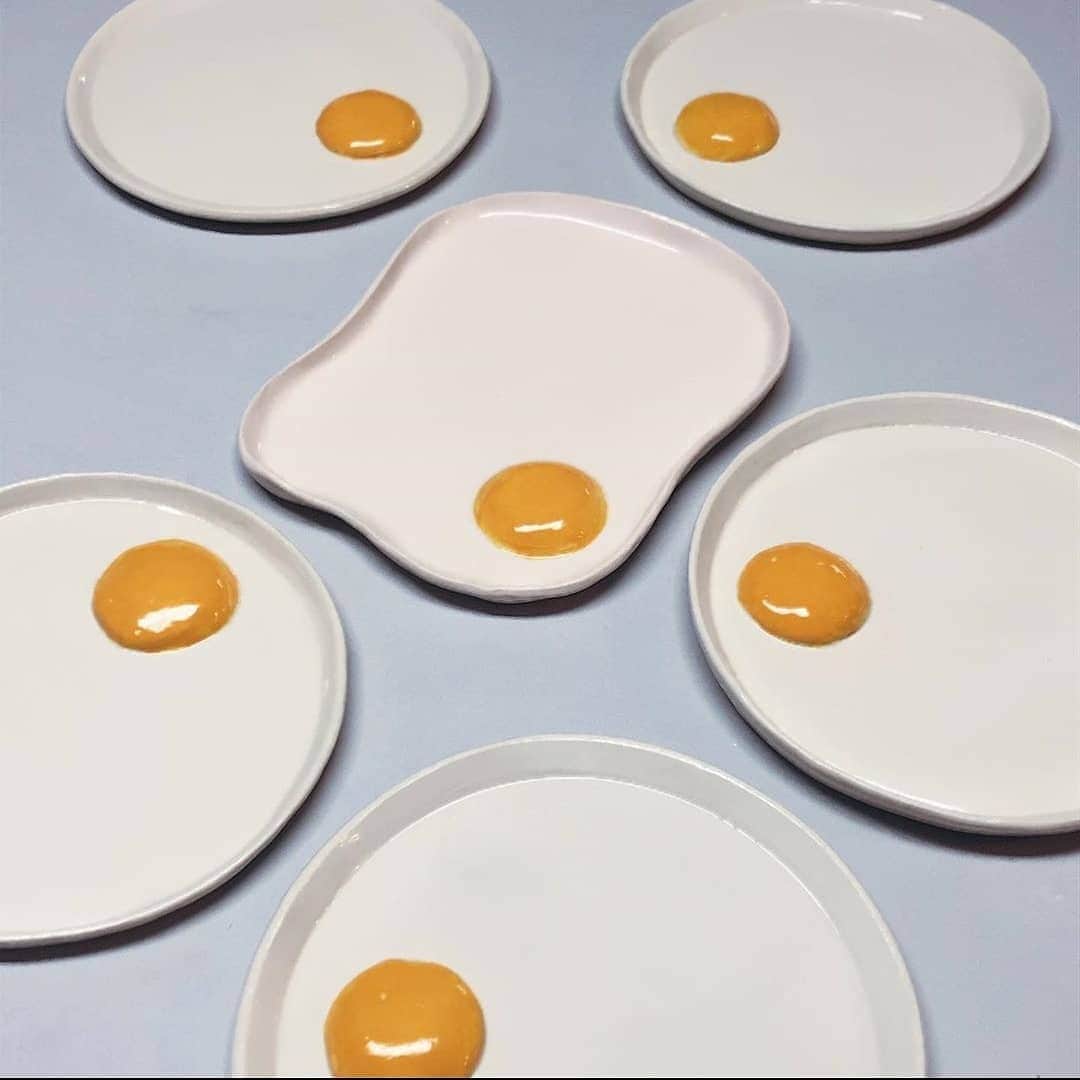 Eggs Conceptさんのインスタグラム写真 - (Eggs ConceptInstagram)「This ceramic crockery 🍳 by 👉 @elifgocmenhandmade 👈 via @spintofire  #elifgöçmenhandmade #spintofire #eggsconcept #egg#eggs #friedegg #ceramic #crockery #ceramiccrockery」4月2日 22時06分 - eggsconcept