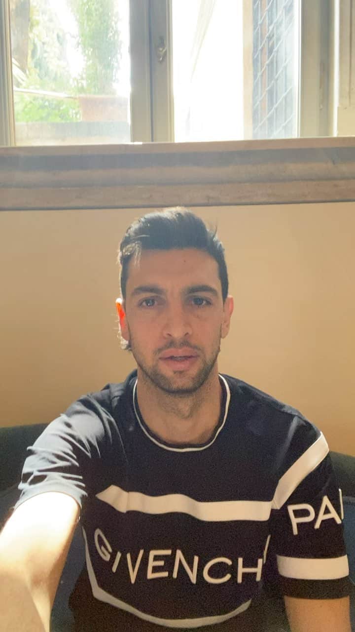 ハビエル・パストーレのインスタグラム：「Dona subito su gofundme:  https://www.gofundme.com/f/insiemeperpalermo o Tramite Bonifico Bancario: IBAN: IT70O0502904600CC0040006914 – BIC: PDSCIT31XXX (per i bonifici esteri)  inserendo come causale “Insieme per Palermo”  @federicobalzarettireal」