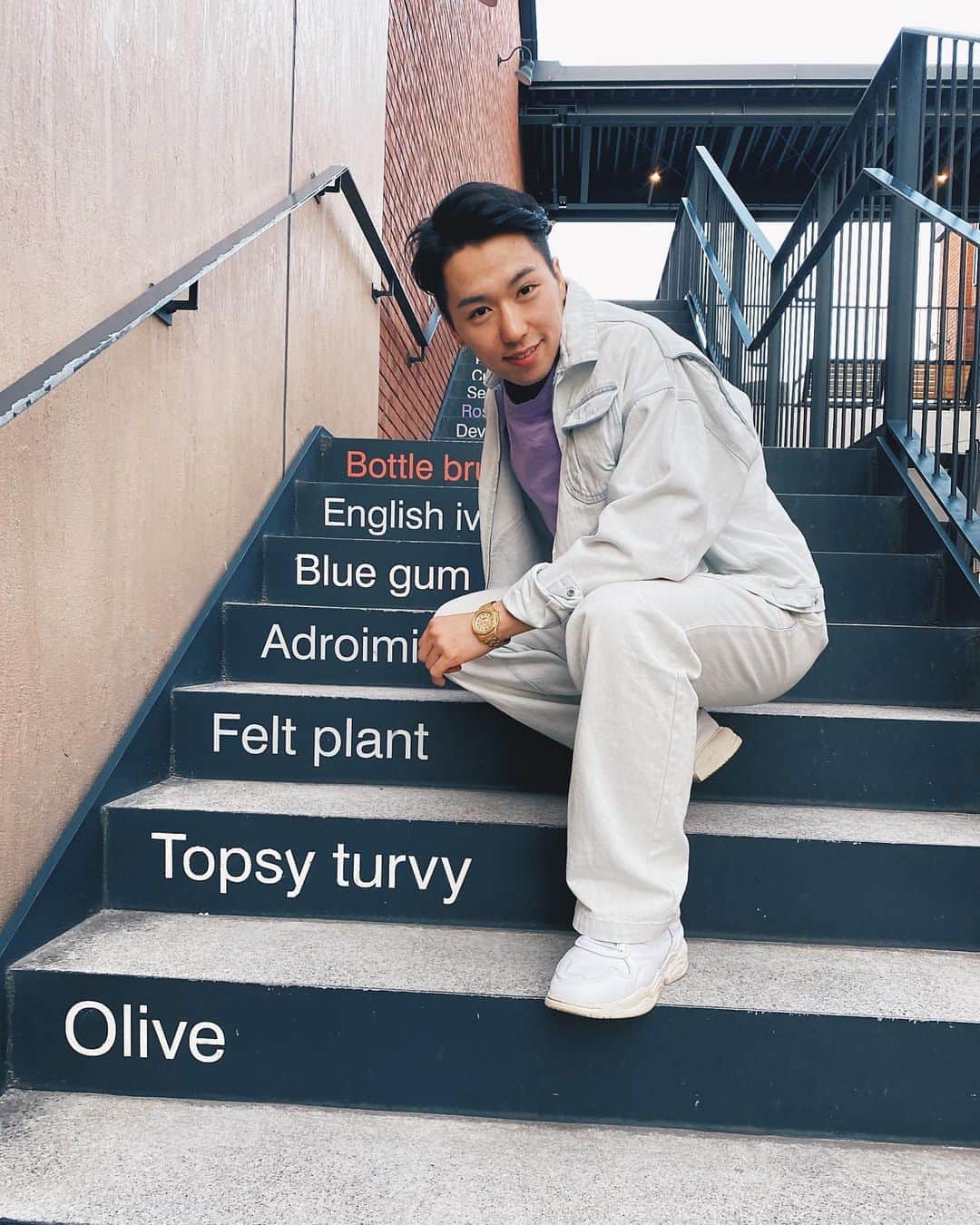 のインスタグラム：「自粛終わった時の楽しみ考えよう🛸みんなの好きな音楽教えて！﻿ ﻿ #ためてた写真小出しにするね笑」
