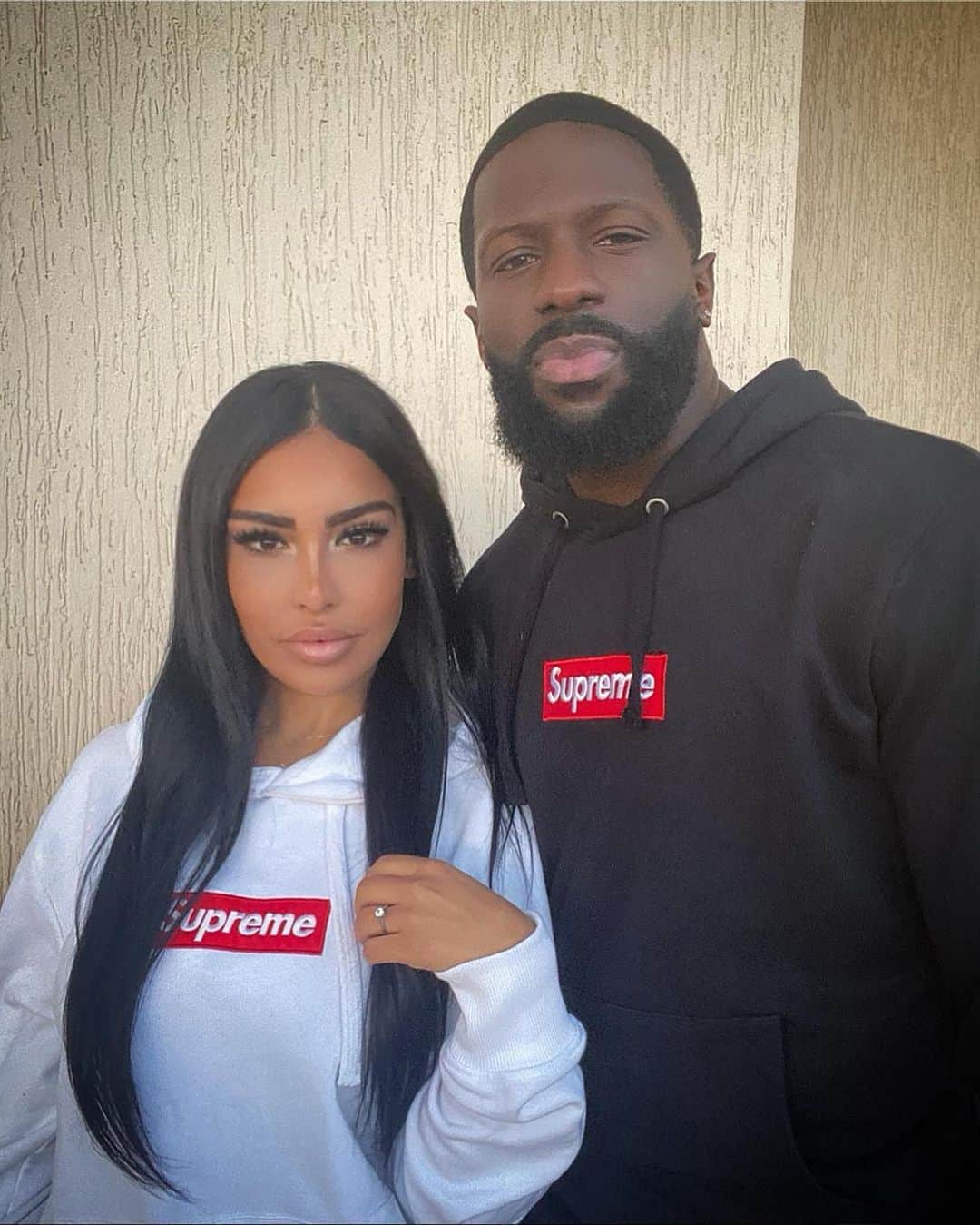 バカリ・サコのインスタグラム：「The Yin to my Yang ⚪️⚫️❤️」