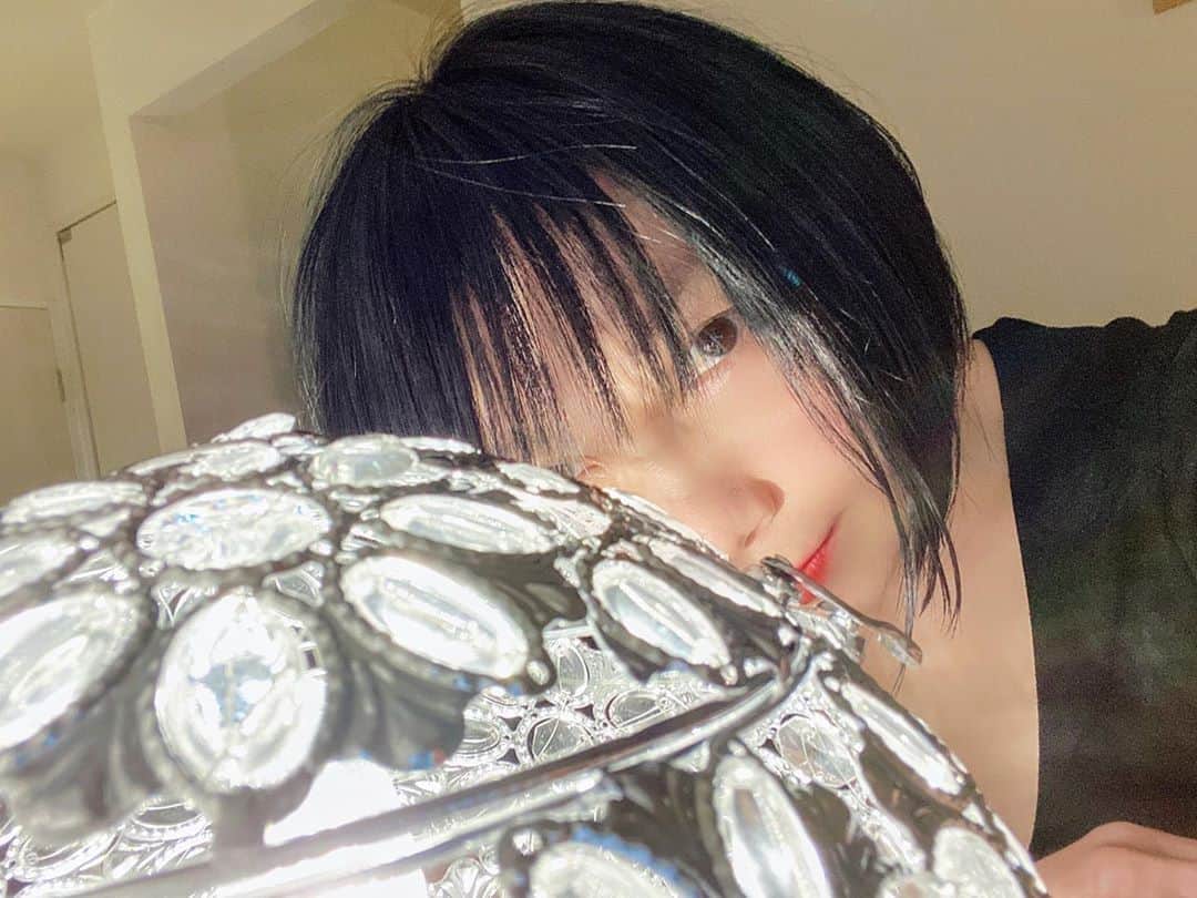 井川ちさと（新尾きり子）さんのインスタグラム写真 - (井川ちさと（新尾きり子）Instagram)「同じ空の下に﻿ いるだけで#幸せ 6v6💛﻿ ☀️You are my #sunshine ☀️﻿ Glad that I have you in #mylife .👑 #thankyou always. #love you always.🤘」4月3日 4時58分 - ki_ri_ko_ni_i_o_