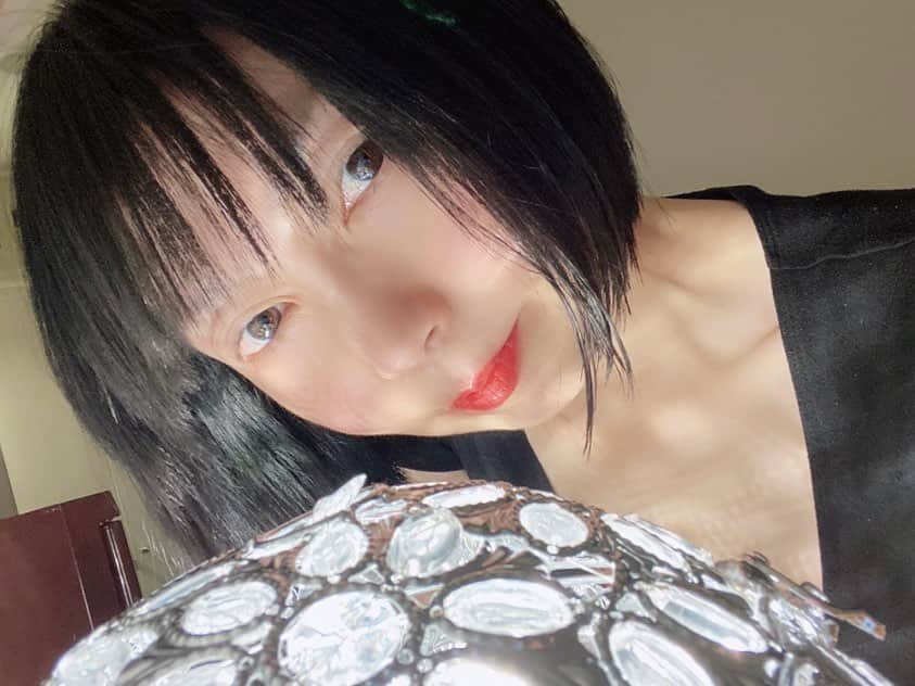 井川ちさと（新尾きり子）さんのインスタグラム写真 - (井川ちさと（新尾きり子）Instagram)「同じ空の下に﻿ いるだけで#幸せ 6v6💛﻿ ☀️You are my #sunshine ☀️﻿ Glad that I have you in #mylife .👑 #thankyou always. #love you always.🤘」4月3日 4時58分 - ki_ri_ko_ni_i_o_