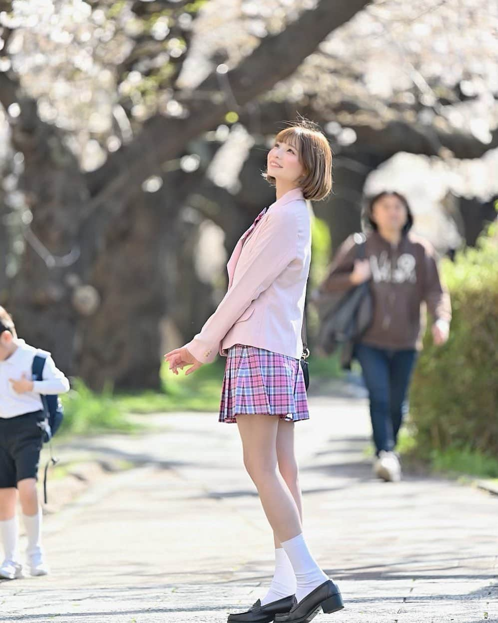 米倉みゆさんのインスタグラム写真 米倉みゆinstagram 桜の花びら舞ってると 網で取りたくなる どうぶつの森 韓国制服 韓国ファッション 韓国ヘア 韓国コーデ オルチャン オルチャンファッション オルチャンヘア オルチャンコーデ オルチャン