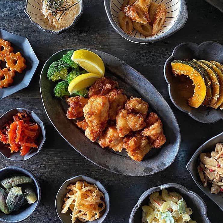 Locariのインスタグラム：「【おうち居酒屋、開店！5分以内で簡単「野菜の一品おつまみ」10選】 Photo by @xmizukax さん . . #おうちごはん #ご飯#レシピ#夕食#おつまみ#簡単レシピ#おつまみメニュー」