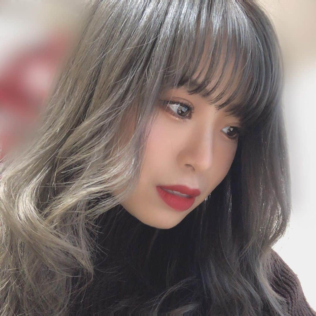 SAYAKA（BsGirls）さんのインスタグラム写真 - (SAYAKA（BsGirls）Instagram)「. . マスクに口紅が付かない ティントリップはこういう時に 活用できる💄 . . 今日は夜ご飯なににしようかな 皆さんの夜ご飯は何ですか？🥘 . . . . #オリックス #BsGirls #Bs2020 #baseball #プロ野球 #超革新系 #ORIX #buffaloes #sayaka #sayaka_354 #rip #ティントリップ #spring  #カシスレッド #韓国コスメ　#裸眼メイク」4月3日 18時11分 - sayaka_bsgirls_354