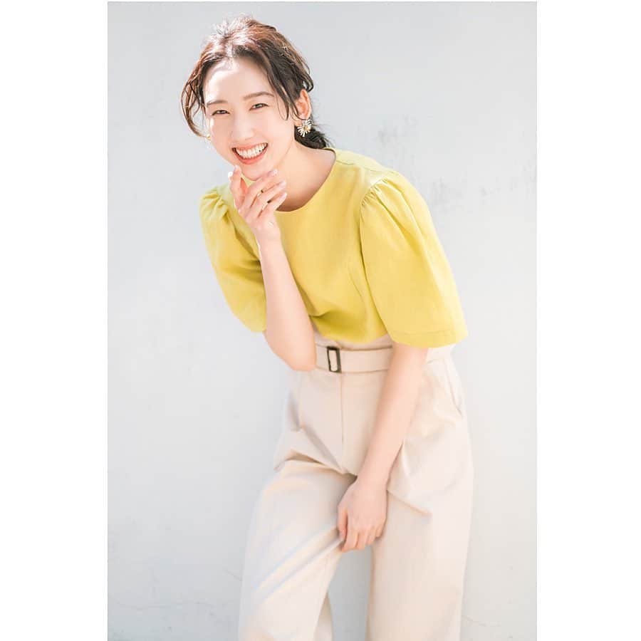 松原汐織のインスタグラム：「#testshoot 🌞 ・ Photographer / @heron214  Hair&Make-up artist / @_m.m1029_  Stylist / @nak_mmy」