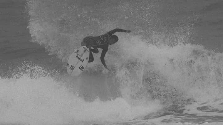 湯川正人のインスタグラム：「Living for today.  @lostsurfboardsjapan  @lostsurfboards  Driver2.0 🎥 @kenta_kawana  @colors_magazine」