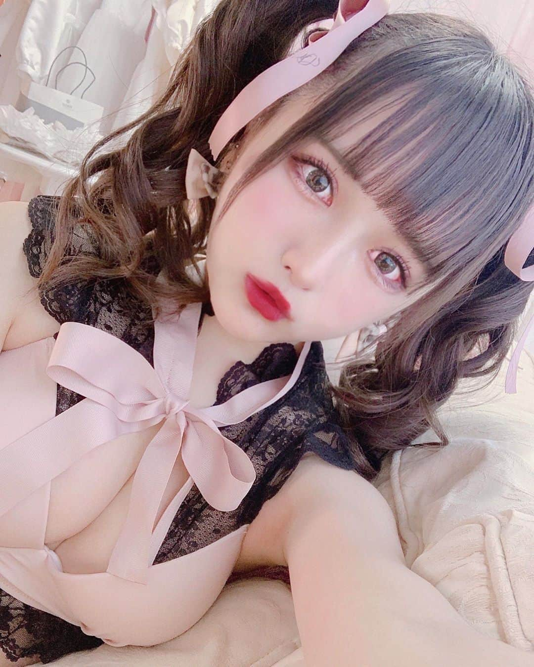 椎名ナツメのインスタグラム：「Real doll 🎀❤︎」