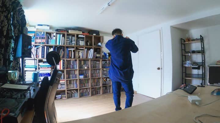 JaeWon Shimのインスタグラム：「자다일어나 가볍게 Free style. 오래토록 춤추며 놀곱다 #Relax #freestyle #dance」