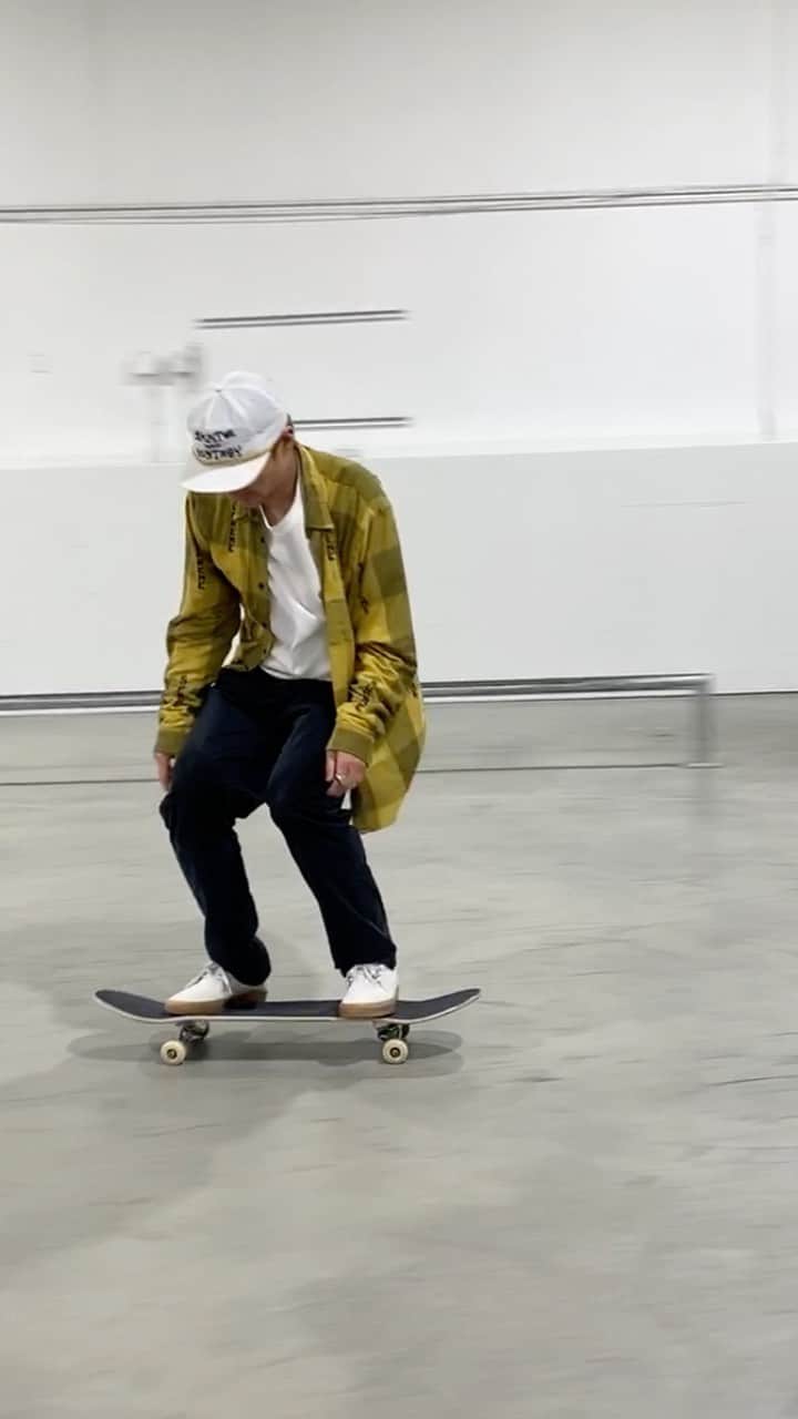 シェーン・オニールのインスタグラム：「No speed limited included 😂」
