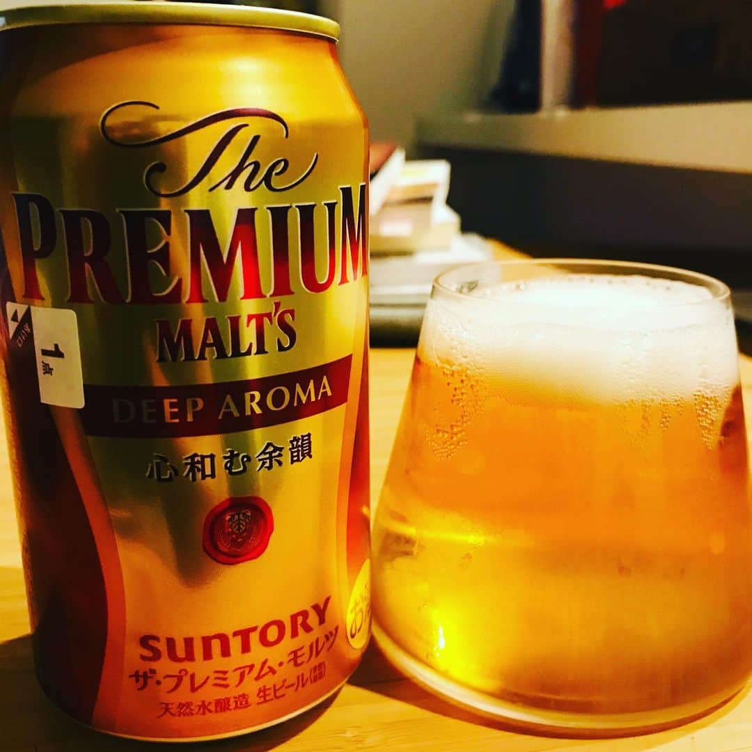 堀井亮佑のインスタグラム：「プレモルDEEP AROMA。酔っ払ってあまり覚えてないけど美味しかった！はず！　#beer #堀井ビールログ」