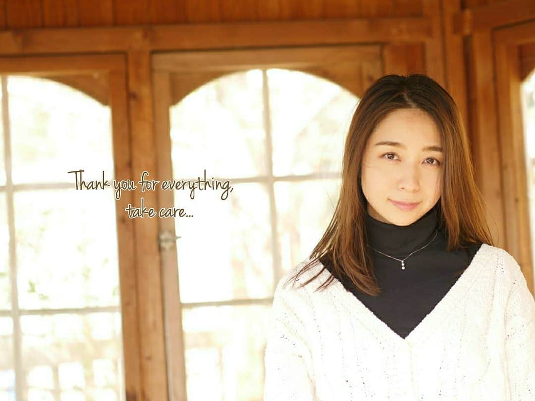 柚月美穂のインスタグラム：「. . 皆様☺︎ありがとうございます*• 各所でﾒｯｾｰｼﾞ嬉しいです。 . 35歳になりました🌸 また今年も変わらず両親に感謝し 夫や周りのみんなに感謝し 一日一日大切に重ねていこうと思います🐾 . 変わらぬお付き合いの程🤝♡ . 今は世界中がこんな状況ですので 皆様もくれぐれもご自愛くださいね☺︎ . . #Japanese #Actor #cameraman #camerawoman #picoftheday #instagood #fashion #happy #followme #follow #art #me #instadaily #style #photography #fun #instalike #igersInstagrammers #photo #tokyo #japan」
