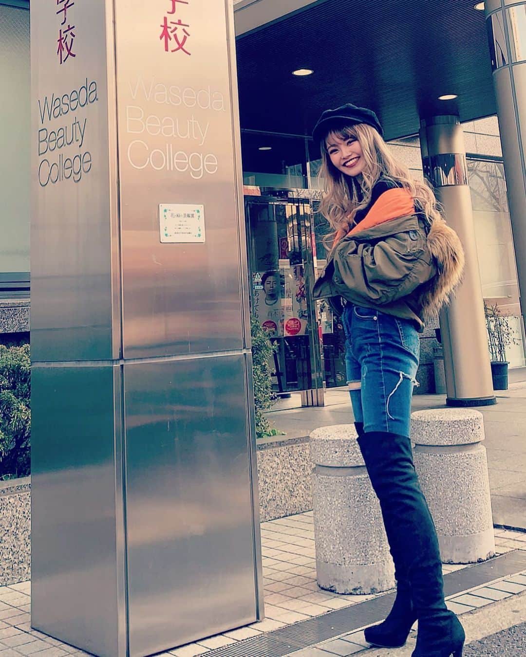 のインスタグラム：「✨早稲美ファッションスナップ✨ 21G タケシマ　ミユウ  #ファッションスナップ#fashionsnap #outer#azul#bottom #gyda #shoes #esperanza  #ootd#コーデ #instafashion #fashion  #おしゃれさんと繋がりたい  #美容学生と繋がりたい #ファッションコーデ#美容師#美容師さんと繋がりたい #美容学生 #hairsalon #lapis #春コーデ#春服#美容師コーデ #ヘアアレンジ#早稲美#早稲田美容専門学校」