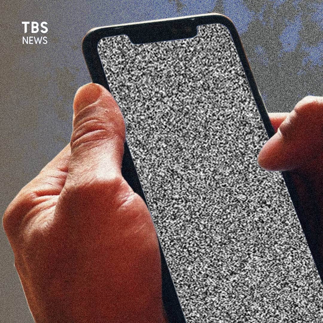 TBS NEWSさんのインスタグラム写真 - (TBS NEWSInstagram)「韓国を騒がせた通称「n番目の部屋」事件 主犯のチョ・ジュビン容疑者らが逮捕された  チョ容疑者はSNS「テレグラム」で 「博士」などと名乗り、会員制のチャットルームを運営  高収入アルバイトとして女性を勧誘し 個人情報を聞き出したあと、自分でわいせつな動画を撮影するよう強要していた  中には、会員の男が女性に性的暴行を加える 様子を撮影した動画や、未成年の女性の動画もあり 被害者は74人にのぼる  事件をめぐり、韓国国内やSNS上などでは 容疑者の個人情報を公開するよう求める請願に 7日間で260万人以上が賛同  請願を受け、文在寅大統領も対応を求めたことから 警察は容疑者の個人情報を公開  殺人事件以外で容疑者の個人情報が逮捕後に 公開されるのは初めてのことだという」4月3日 15時54分 - tbsnews_insta