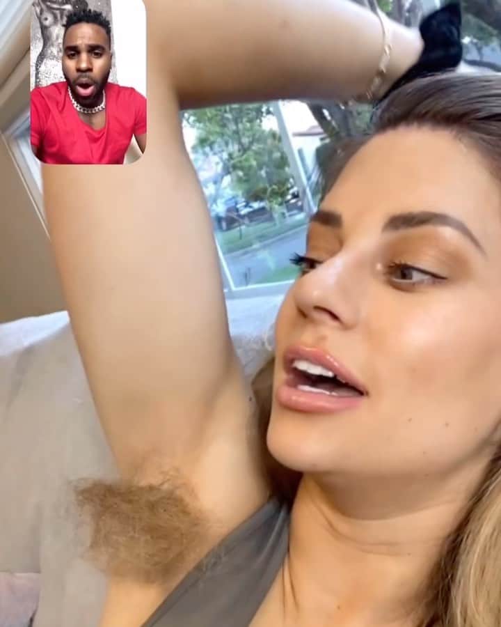 Hannah Stockingのインスタグラム：「Quarantine got us letting ourselves go 😳🤷‍♀️😂 @jasonderulo」