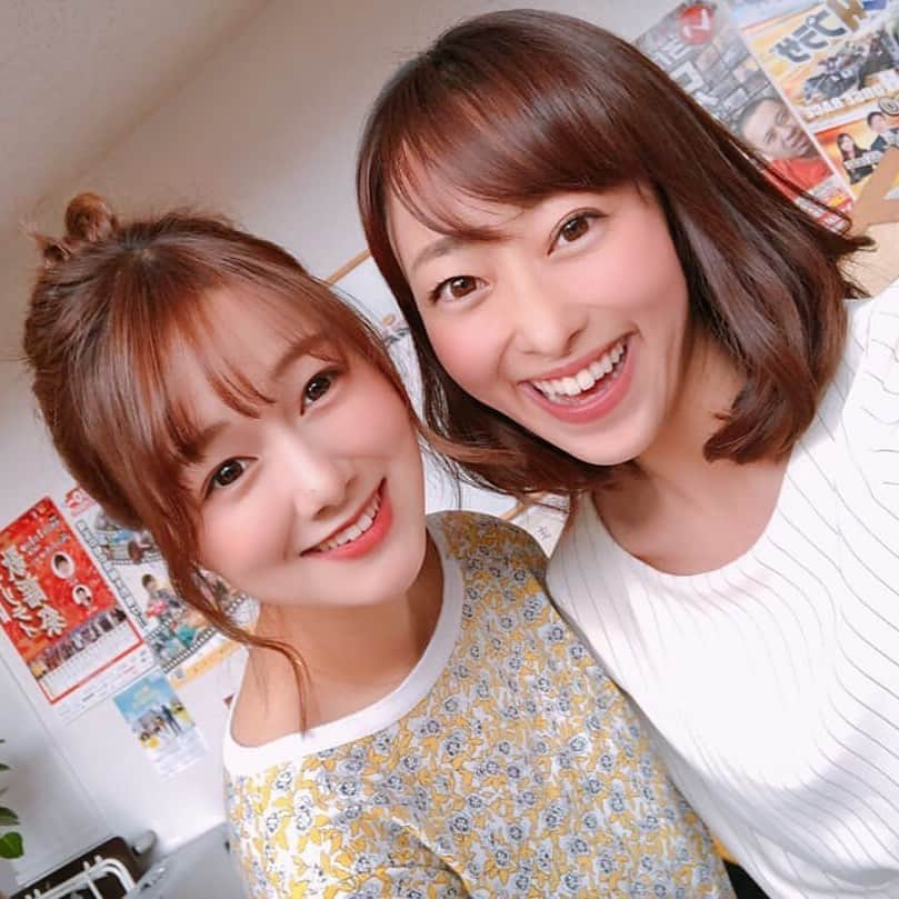 落合由佳さんのインスタグラム写真 - (落合由佳Instagram)「♡ いつも金曜日 テレ玉のメイク室で一緒になっていた みおちゃん💓 　@miomatsumura.official . テレ玉卒業を報告したら 嬉しい言葉をかけてくれました☺️ 若いのに頭良くて、それでいて素直な子✨ 益々ファンになったよ🌸笑 ありがとうね！ . きのう早速、飲みに行く約束してたけど、自粛🥺💦 落ち着いたら、必ず行きましょうー🙌 . . #松村澪 #みおちゃん #テレ玉 #オーレアルディージャ #オレアル #大宮アルディージャ」4月3日 19時46分 - yuka.ocha