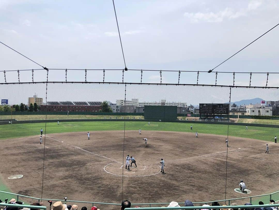 五十幡裕介さんのインスタグラム写真 - (五十幡裕介Instagram)「北海道の高校野球春の大会、 地区大会の「開催方針」、全道大会の「中止」が決定。 どういう形であっても、球児たちの笑顔と威勢の良い声が グラウンドに戻ってくることを願います。  #高校野球 #春季大会 #円山球場 #麻生球場 #春よこい #早くこい #HTB #アナウンサー #五十幡裕介」4月3日 20時15分 - htb_isohatayusuke