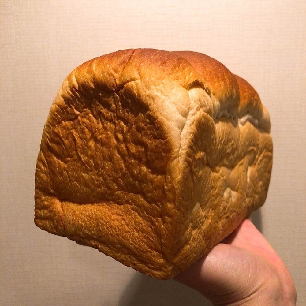 狩野舞子さんのインスタグラム写真 - (狩野舞子Instagram)「・ 小さな幸せ🍀 「食パンが美味しい🍞」 ・ 気付いたら一斤食べ終わってるのが悩み🥺 ・ #小さな幸せ見つけ隊🐾」4月3日 22時57分 - kanochan715