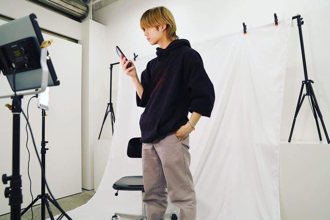 れいなかやま。のインスタグラム：「だいぶ髪伸びてきた🔥」