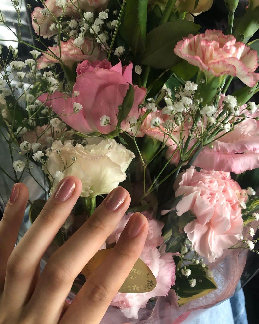 のインスタグラム：「はやくいつも通りの日常に戻るといいなぁ その為にはいまは耐えよう。 できるだけお家で楽しもう😳」