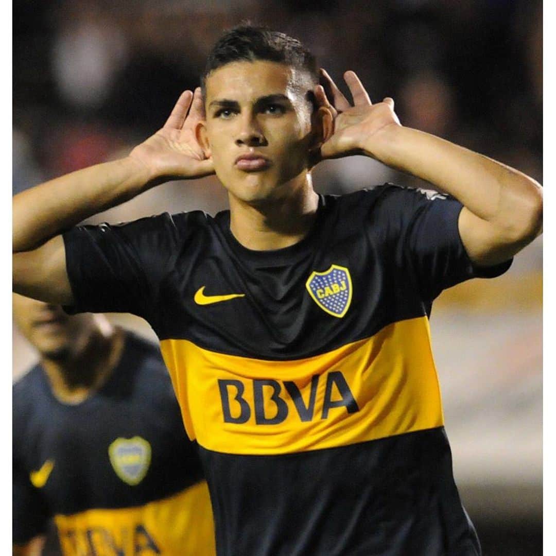 レアンドロ・ダニエル・パレデスのインスタグラム：「Felices 115 años boquita de mi vida 💙💛 @bocajrsoficial 💙💛」