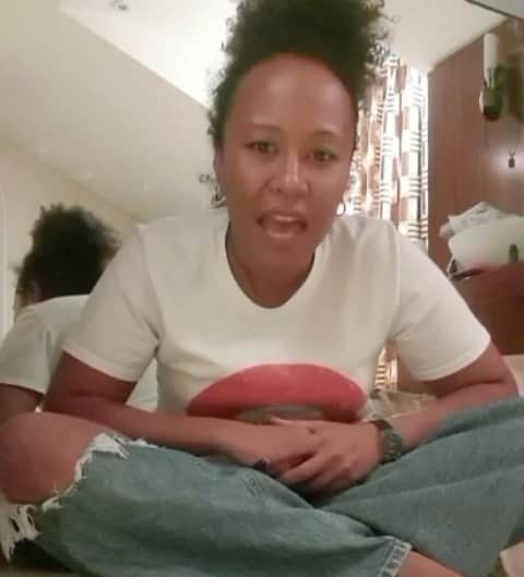 Emeli Sandéのインスタグラム：「I’ll be streaming live from my bedroom piano tomorrow at 6pm GMT for @glblctzn #togetherathome to support the @WHO and global response efforts to the Coronavirus crisis. I hope you can join us x」
