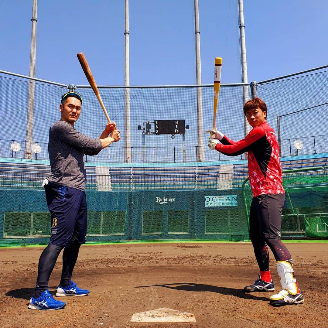 オリックス・バファローズさんのインスタグラム写真 - (オリックス・バファローズInstagram)「#Tー岡田 #安達了一 #バッティング #自主トレ #舞洲  #距離を空けよう #一人一人ができること #みんなで戦おう #Bs2020 #buffaloes #baseball #ORIX #プロ野球」4月4日 12時51分 - orix_buffaloes