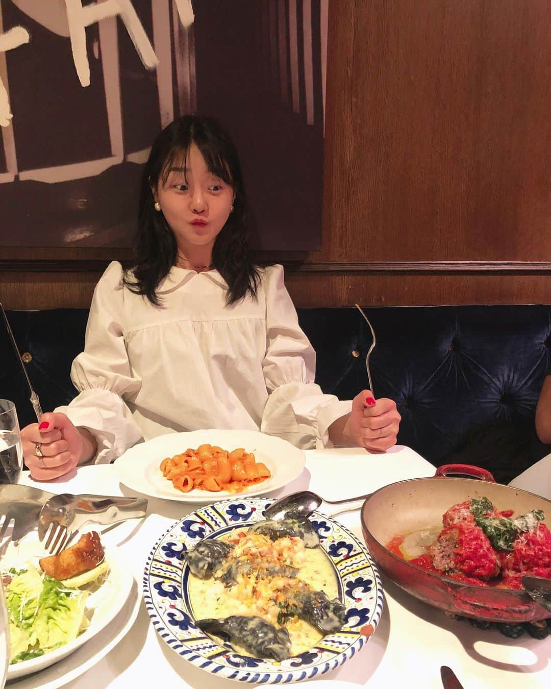 ヒョニ・カンさんのインスタグラム写真 - (ヒョニ・カンInstagram)「옛날 사진이라두..😋」4月4日 12時54分 - hyoni_kang