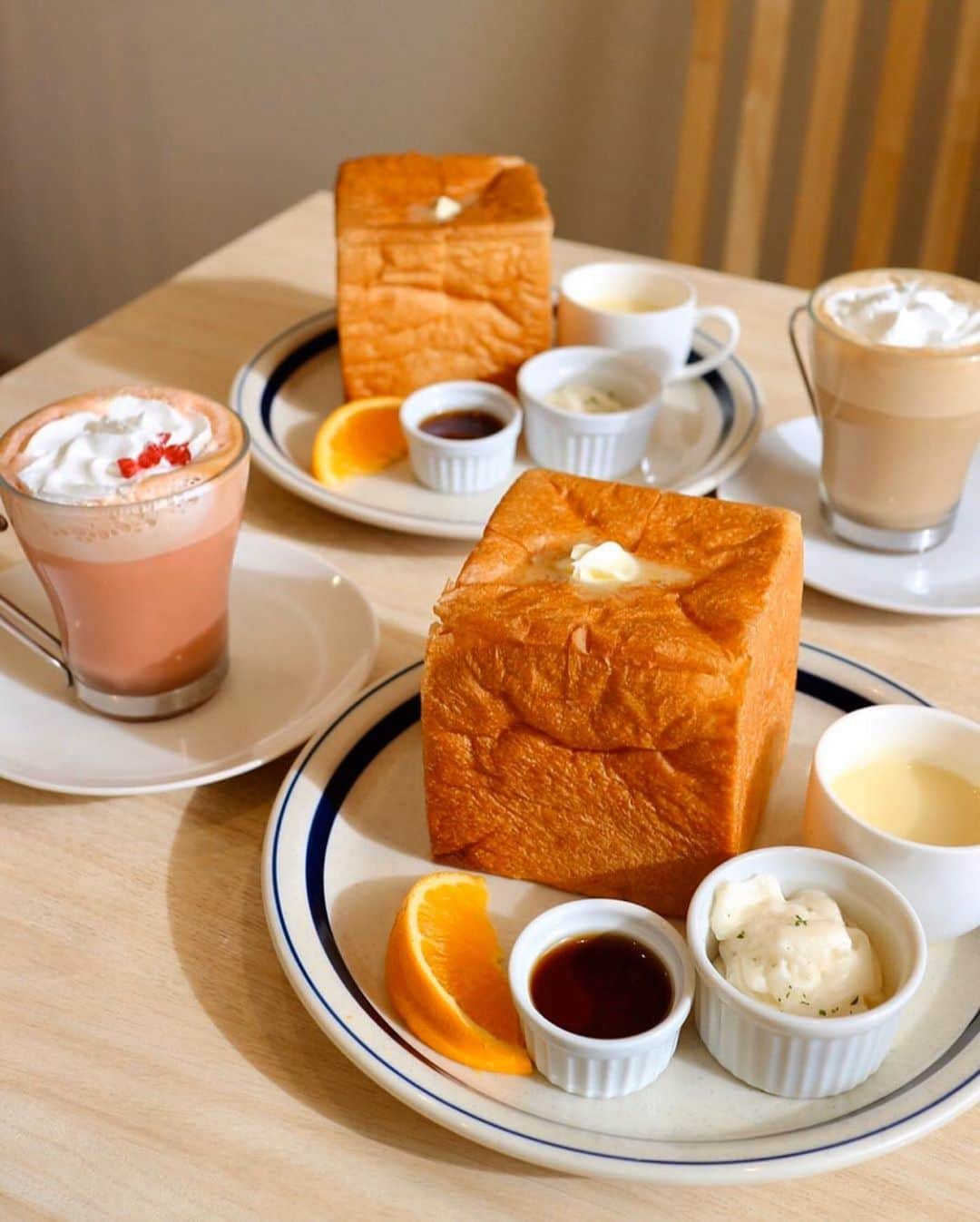 RETRIP<リトリップ>グルメのグルメインスタ