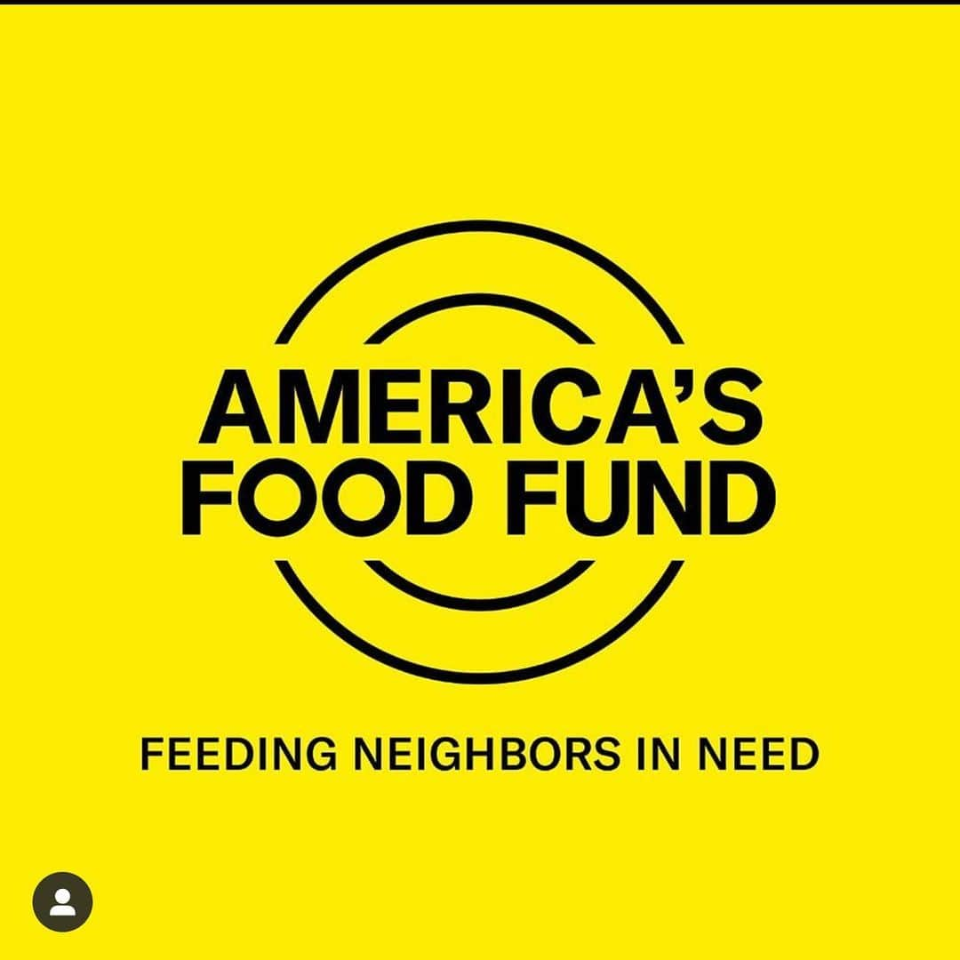 スコット・イーストウッドさんのインスタグラム写真 - (スコット・イーストウッドInstagram)「Organizations like World Central Kitchen and Feeding America have inspired us all with their unwavering commitment to feed the most vulnerable people in need. We thank them for their tireless work on the frontlines.  Thanks to @leonardodicaprio and Laurene Powell Jobs, @Apple and the @fordfoundation, launch America’s Food Fund.  The Fund is designed to help our most vulnerable, including children who rely on school lunch programs, low-income families, the elderly, and individuals facing job disruptions.  100% of donations will go to @FeedingAmerica and @WCKitchen. We know that asking for monetary donations is challenging for many people right now, but if you are able, please join me in donating at: GoFundMe.com/AmericasFoodFund (see link in bio). #AmericasFoodFund #Coronavirus #FeedingAmerica #ChefsforAmerica #WorldCentralKitchen」4月4日 6時03分 - scotteastwood