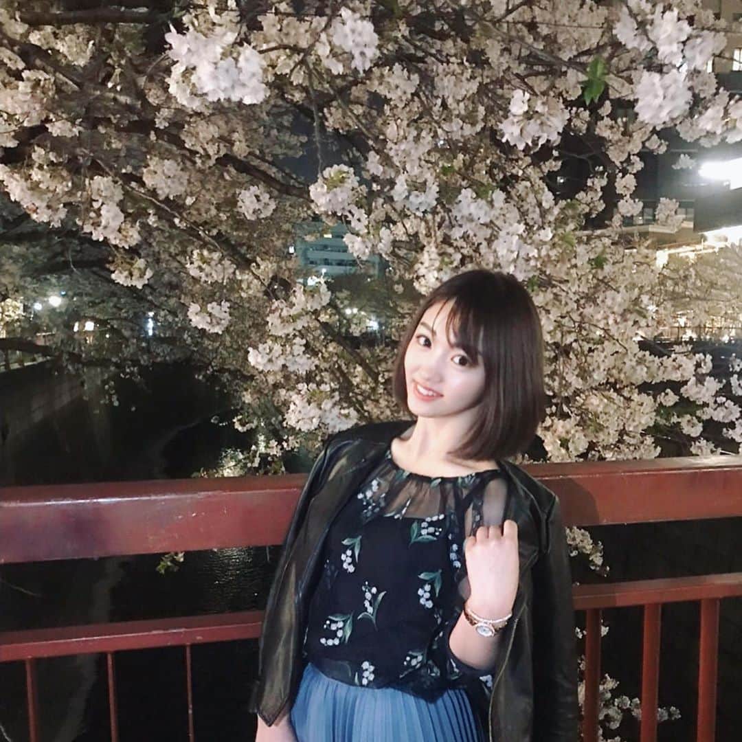 のインスタグラム：「東京2年目の中目黒の桜🌸🌸 少しずつだけど成長してるな🤔🤔 #中目黒　#中目黒桜 #桜　#コロナ自粛に負けない  #中目黒桜まつり」