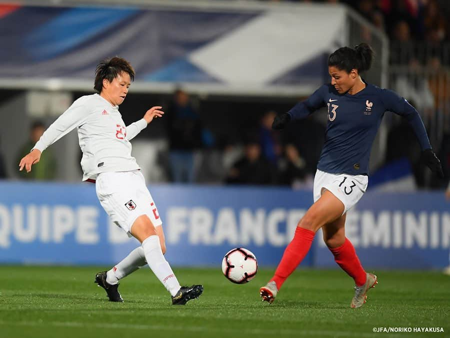 日本サッカー協会さんのインスタグラム写真 - (日本サッカー協会Instagram)「【#OnThisDay】2019.4.4🔙 ・ 国際親善試合 フランス 3-1 #なでしこジャパン 📍フランス/スタッド・アッベ・デシャン ⚽#小林里歌子 ・ 1年前の今日、#なでしこジャパン はワールドカップを2か月後に控え開催地フランスと対戦しました。 ・ GK #山下杏也加 DF #清水梨紗⇒61'#宮川麻都 #熊谷紗希 #南萌華 #鮫島彩 MF #中島依美⇒79'#宮澤ひなた #三浦成美 #杉田妃和 #長谷川唯⇒87'#植木理子 FW #小林里歌子 #横山久美⇒61'#菅澤優衣香 ・ #jfa #daihyo #nadeshiko」4月4日 11時40分 - japanfootballassociation