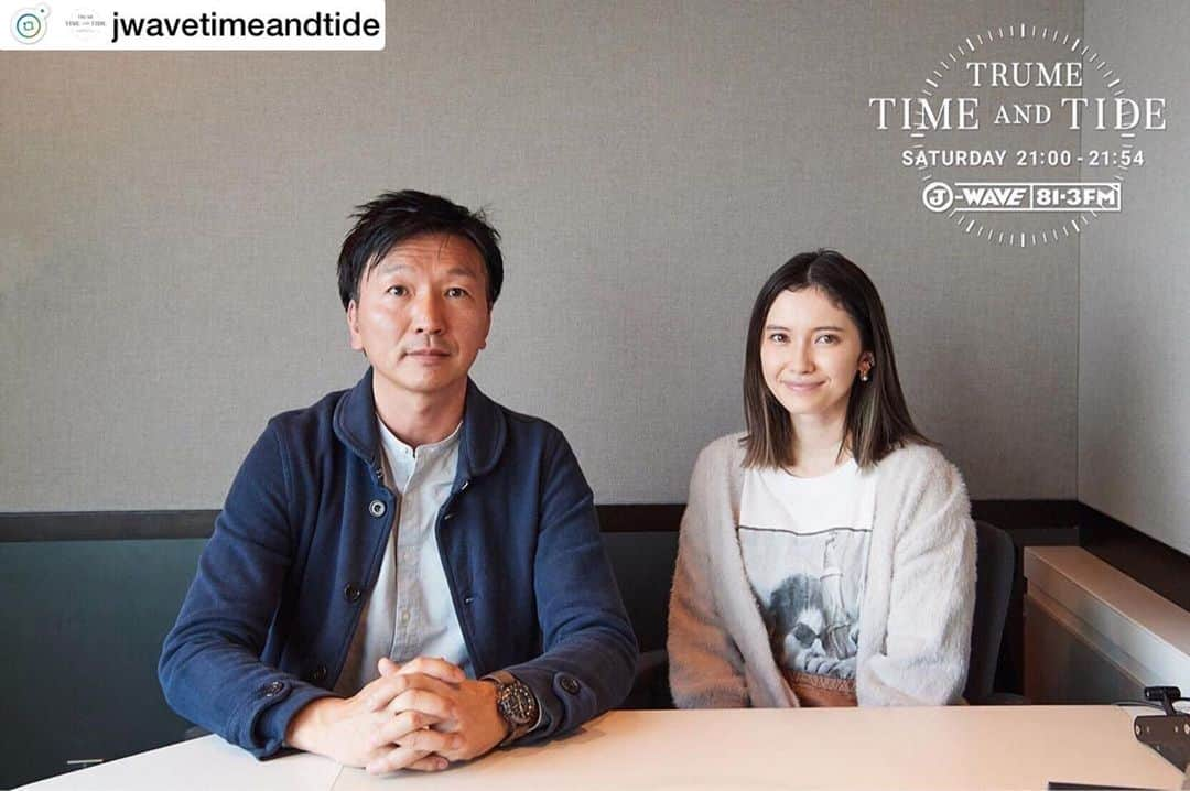 市川紗椰（ファンアカウント）さんのインスタグラム写真 - (市川紗椰（ファンアカウント）Instagram)「「TRUME TIME AND TIDE」 今夜のゲストは ブック＆ギャラリー「６次元」の店主、ナカムラクニオさん📕🎨🥣🖼 ･ 10代後半から画家として活動を始め、 大学卒業後は美術番組や旅番組のディレクターを15年ほど担当。 その後2008年にブック＆ギャラリー「6次元」を設立し、 アートや工芸の活動を始められました。 最近は器を修復する「金継ぎ」の普及活動に力を入れている ナカムラさんに美術と工芸のおもしろさ、奥深さ、 キャリアの作り方についてなど、 そして、ナカムラさんの現在・過去・未来について伺います‼️ #jwave #TAT813 #市川紗椰 #trume #EPSON #土曜日夜9時スタート #６次元 #ROKUJIGEN #ナカムラクニオ #Book #Gallery #美術 #アート #工芸 #金継ぎ #器 #修復 #画家 #テレビ #ディレクター #仕事 #キャリア #転職 #リスナー #メール #紹介 #市川への質問募集中‼️ #radikoで聞けるよ📱」4月4日 22時47分 - saya_ichikawa_photo