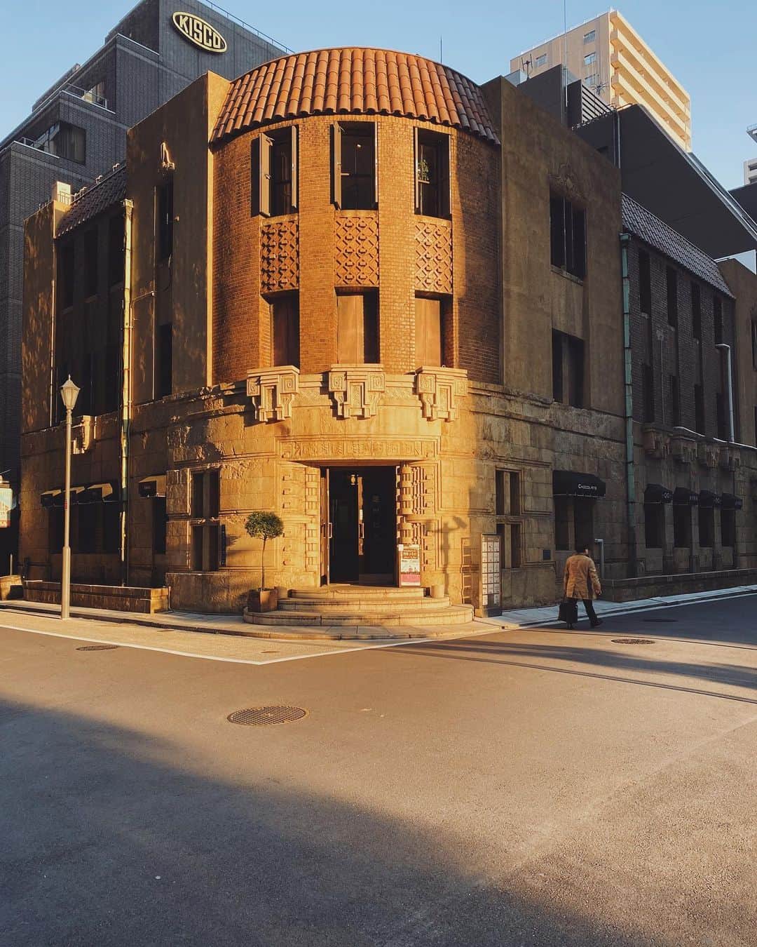 金セアルのグルメインスタ