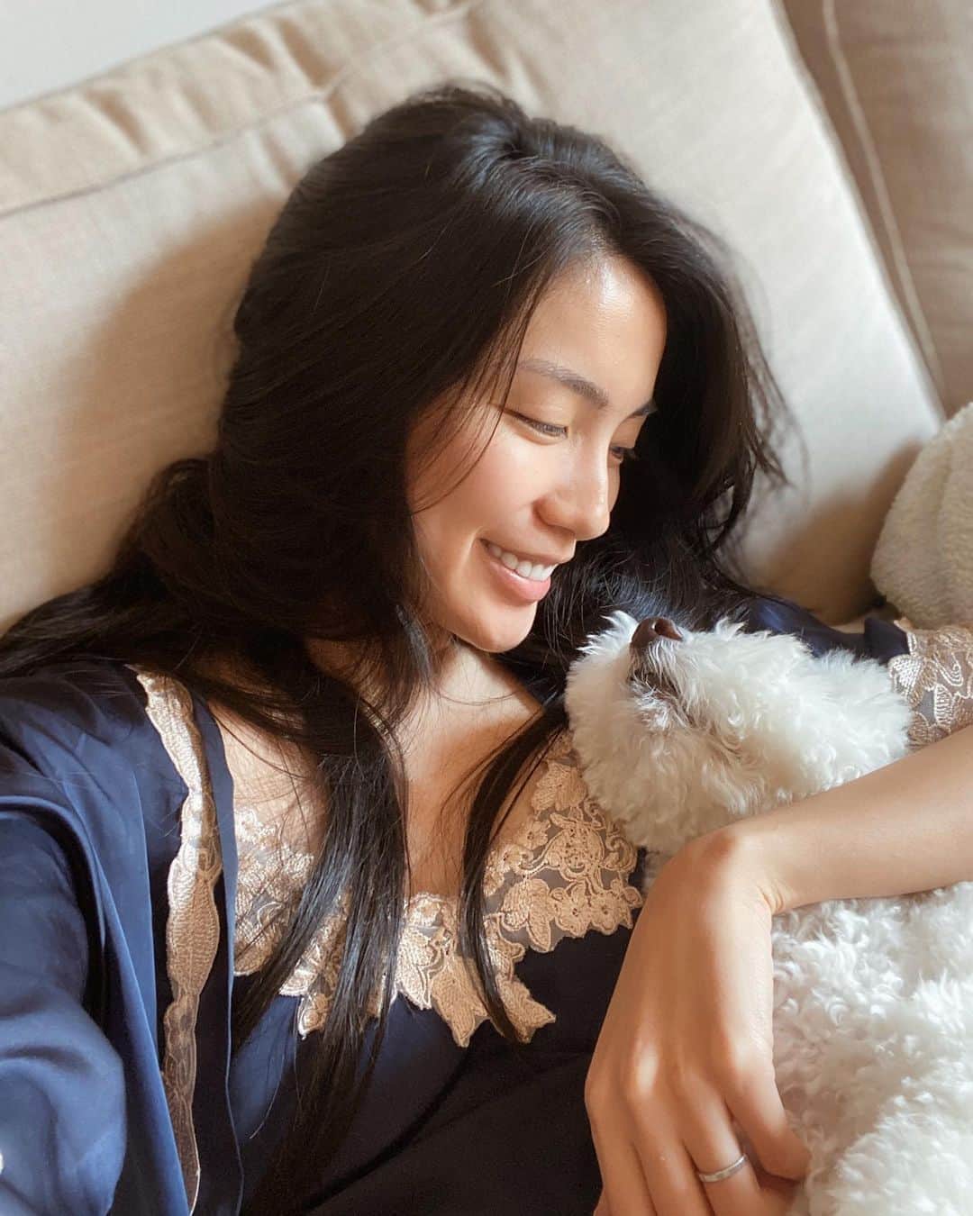 吉田愛璃のインスタグラム：「. . 永遠パジャマなんだが。  #savethelife #savethesmiles #外出自粛 #今は我慢 #明日は我が身」