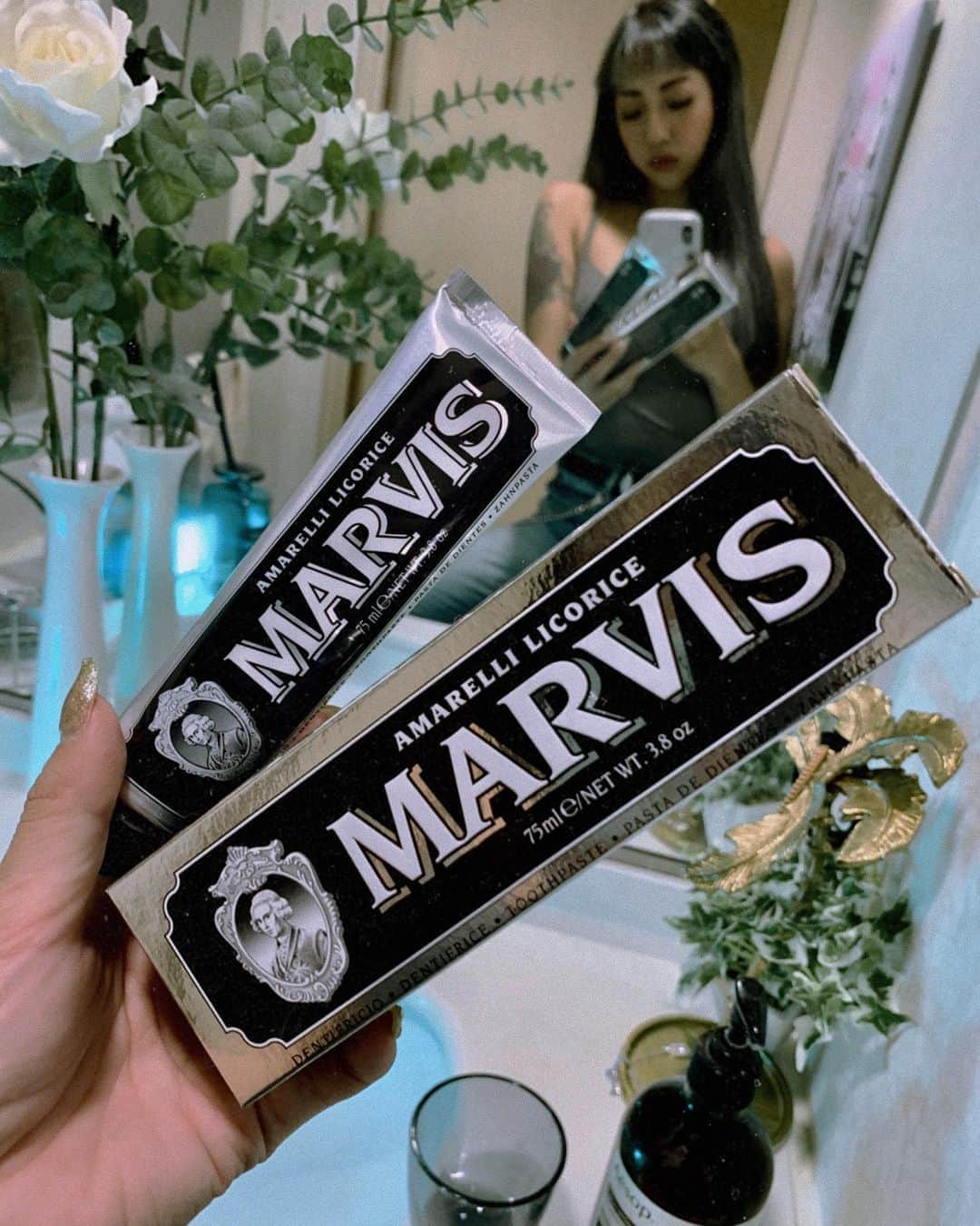 JASMINEさんのインスタグラム写真 - (JASMINEInstagram)「この歯磨き粉、かっこよすぎ🥺 @marvisjapan」4月4日 16時29分 - jasmilicious