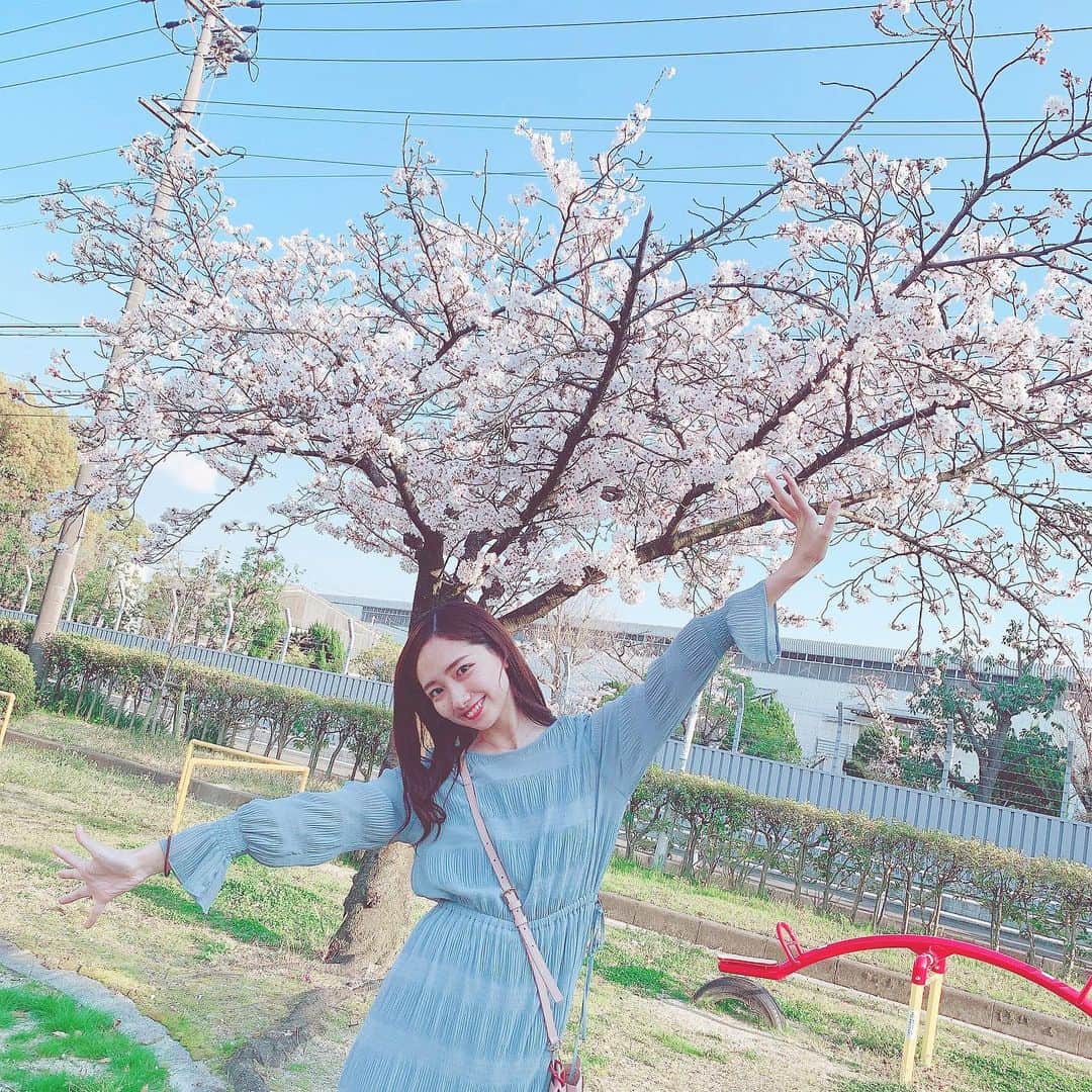 児玉祐莉乃さんのインスタグラム写真 - (児玉祐莉乃Instagram)「先日23才になりまして、、、 大人な女性に、、、 人のいない公園に咲いていた桜がとてもきれいでした🌸☺️ #sakura#春が来た#spring#model#birthday#walking」4月4日 16時48分 - yurinodesu