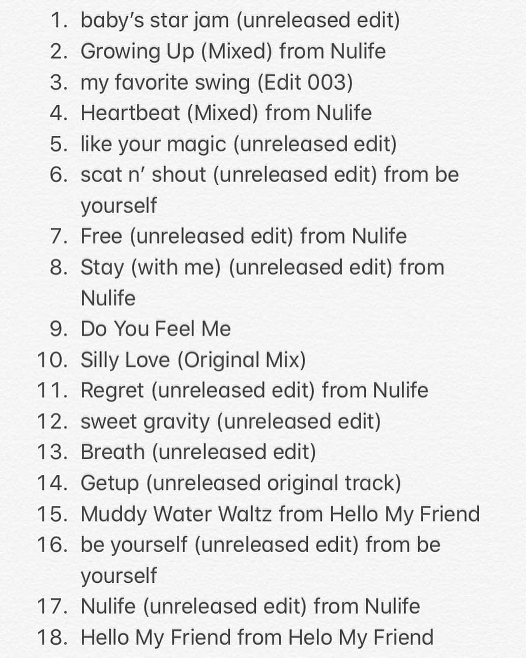 DE DE MOUSEのインスタグラム：「Music Unity 2020 #MU2020 DÉ DÉ MOUSE’s Track List !! 今日プレイしたトラックリストです！！ 全てぼくのオリジナル曲、そしてほぼ全て未発表エディットばかりですが、原曲もチェックしてくれたら嬉しいです エディットもシングルとして定期的にリリースしていきます！！ twitch.tv/mogra  #dédémouse #dedemouse #デデマウス #電電鼠」