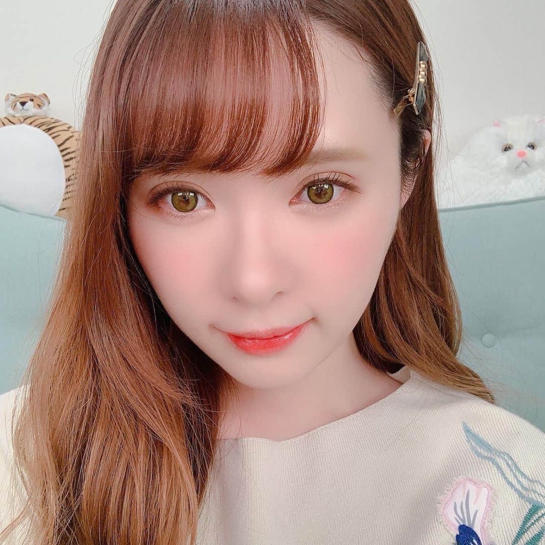 河西美希さんのインスタグラム写真 - (河西美希Instagram)「前髪懐かしいね with 🐅🐈」4月4日 18時24分 - mikipon1111