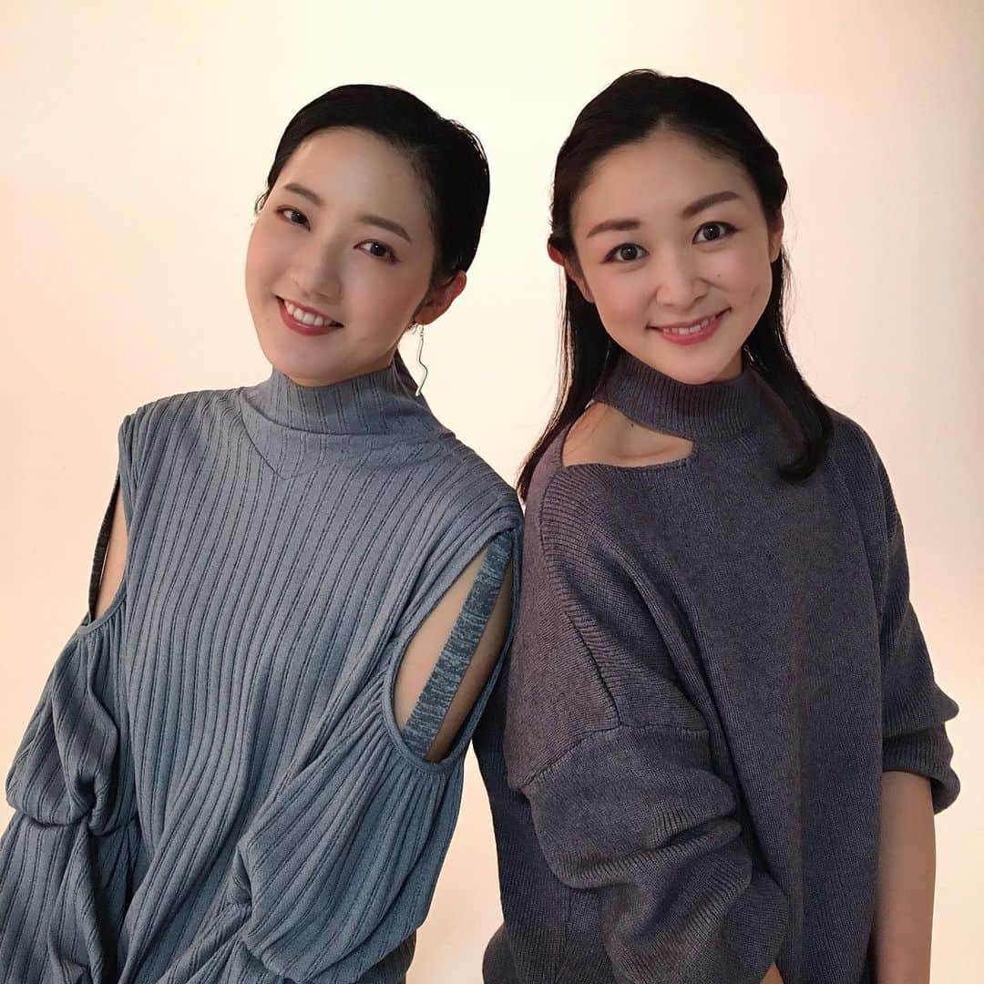 美夢ひまりさんのインスタグラム写真 - (美夢ひまりInstagram)「VOCEウェブサイトでの連載💄﻿ ﻿ 今回のゲストは﻿ 花野じゅりあさん @julia.hanano です❤️﻿ ﻿ 大好きな1期上の方😍﻿ 今回ゆっくりお話し出来てとっても嬉しかったです✨﻿ ﻿ たくさんの愛用品をご紹介いただいています❗️﻿ 今日から3週連続でUPされますので、是非VOCEウェブサイトをご覧ください🌹﻿ ﻿ @vocemagazine  #vocemagazine#voceウェブサイト#voce#宝塚#連載#ビューティートーク#元タカラジェンヌ#宝塚OG#インタビュー#花野じゅりあ さん#インタビュアー#vocest」4月4日 20時07分 - himari_miyume