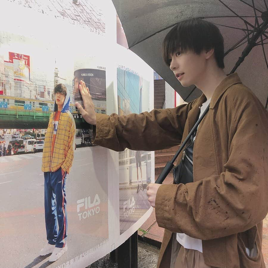 内藤秀一郎さんのインスタグラム写真 - (内藤秀一郎Instagram)「渋谷で見つけた。 @naijelgraph @fila_japan_official  #フィラ#フィラ倶楽部#FILA#フィラヘリテージ#FILAHERITAGE#naijelgraph #ナイジェルグラフ」4月4日 20時42分 - syuichiro_naito