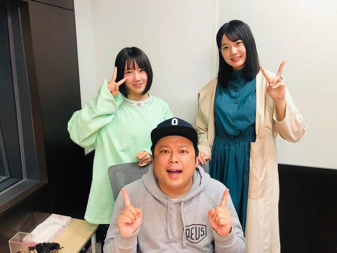 ボールボーイ佐竹さんのインスタグラム写真 - (ボールボーイ佐竹Instagram)「今夜11時からRCCラジオで放送のSTU48のちりめんパーティーは #ゆみここあ の仲良しトーク満載です！ お互い照れながらも、本気で考えて紹介しあいこしてくれました🤗！ 是非聴いて下さい！ #RCCラジオ #stu48 #甲斐心愛 #瀧野由美子 #ボールボーイ佐竹 #いま聴いてほしいラジオ」4月4日 21時37分 - ballboysatake