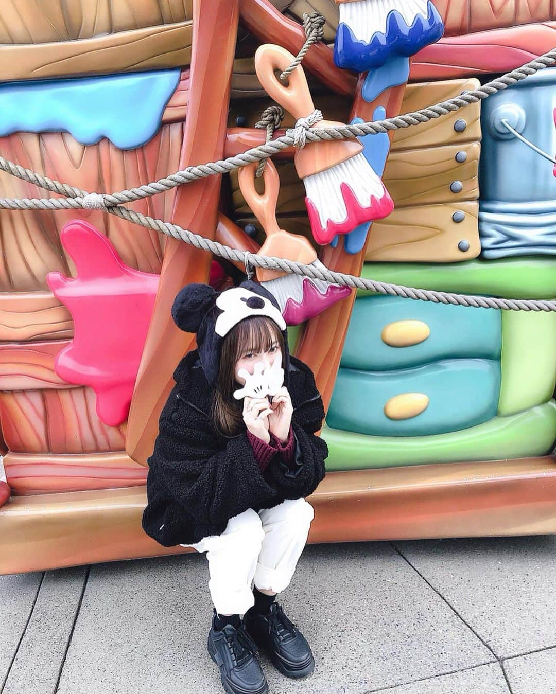 三浦菜々子さんのインスタグラム写真 - (三浦菜々子Instagram)「🎨🙊🙈 #ディズニーランド #tokyodisneyland #tokyodisneyresort」4月4日 21時48分 - miura_nanako