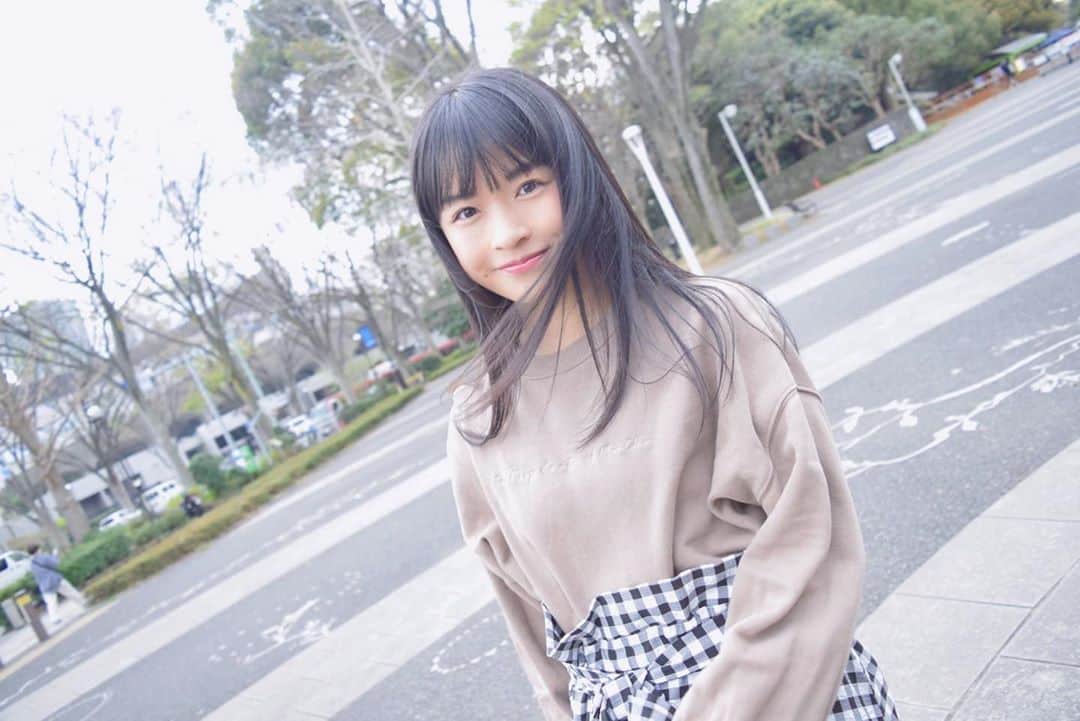 百川晴香さんのインスタグラム写真 - (百川晴香Instagram)「おはようございます👏💕お散歩したいけど今日は我慢だね😗 #おはよう #彼女感 #デート感 #おうち時間 #散歩 #japanesegirl #cute #girl #followｍe」4月5日 7時38分 - momokawaharuka
