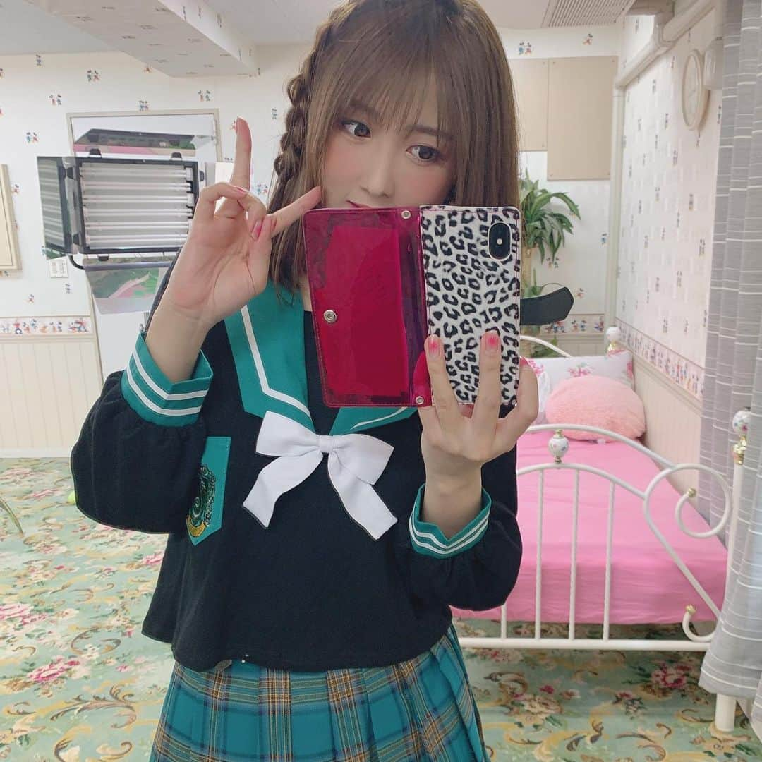 大槻ひびきさんのインスタグラム写真 - (大槻ひびきInstagram)「ハリポタ スリザリンの制服だよー🥺💓 スネイプてんてー！！ #japan #harrypotter  #ハリーポッター #ハリポタ #slytherin  #スリザリン #コスプレ」4月4日 23時57分 - yanhibi0221