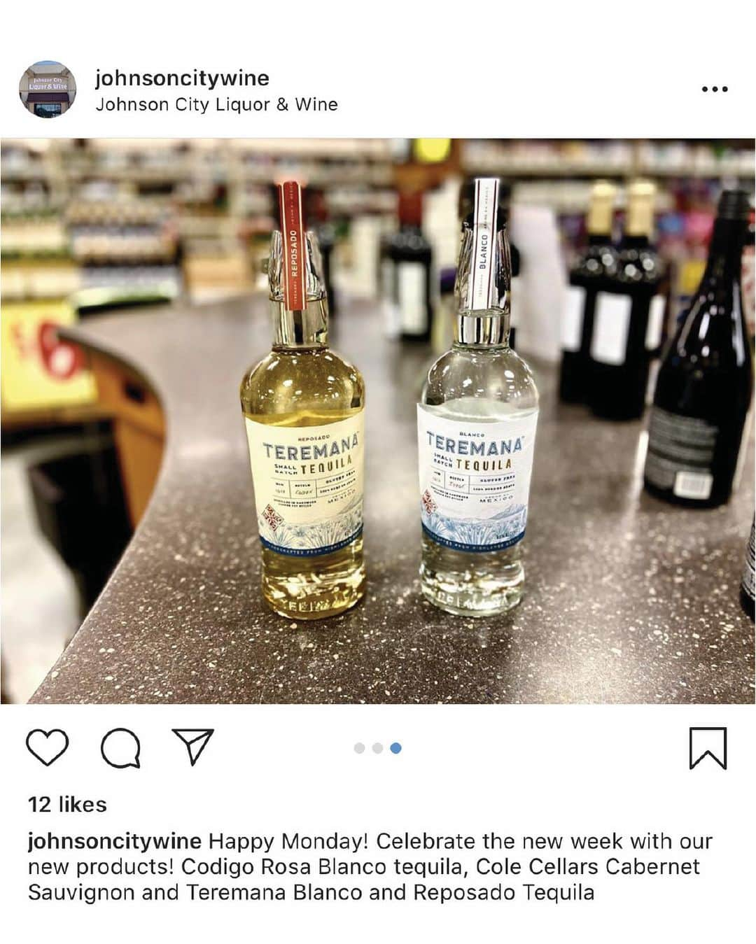 ドウェイン・ジョンソンさんのインスタグラム写真 - (ドウェイン・ジョンソンInstagram)「Mahalo to all the liquor store owners across the country for your support of @teremana Tequila, I can’t tell you how incredible your shout outs are to see 🙏🏾🥃 Most importantly, thank you for taking care of the people and bringing everyone a little joy to get thru these tough times.  Stay healthy, my friends.  #ManaOhana 🥃」4月5日 2時52分 - therock