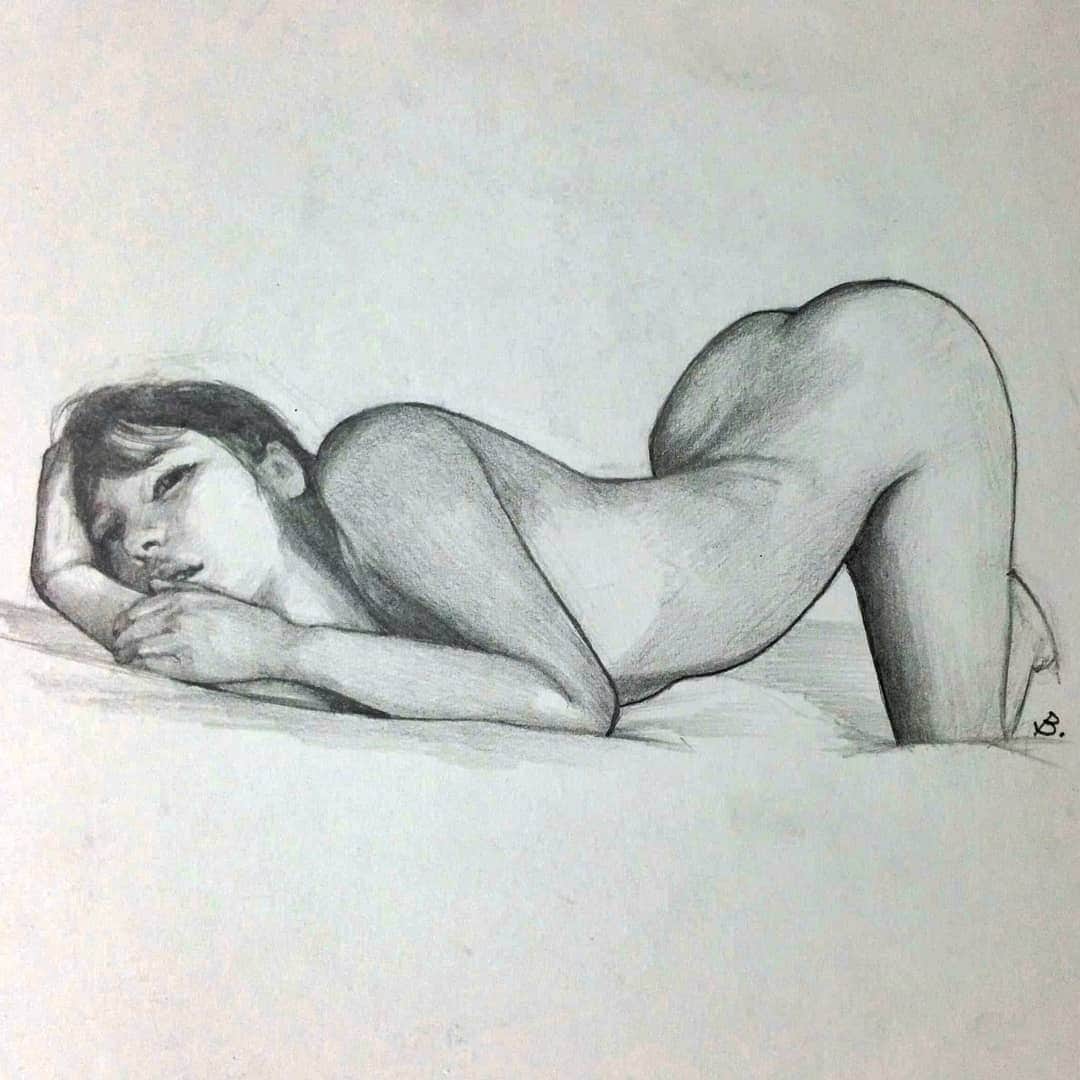 Toshiのインスタグラム：「‎⋆ 【 トーン加えました✍︎ 】 #artwork#art#drawing#絵#illustration#イラスト#art#artwork#sketch#pencil#pencildrawing#sketchbook#mechanicalpencil#鉛筆画」