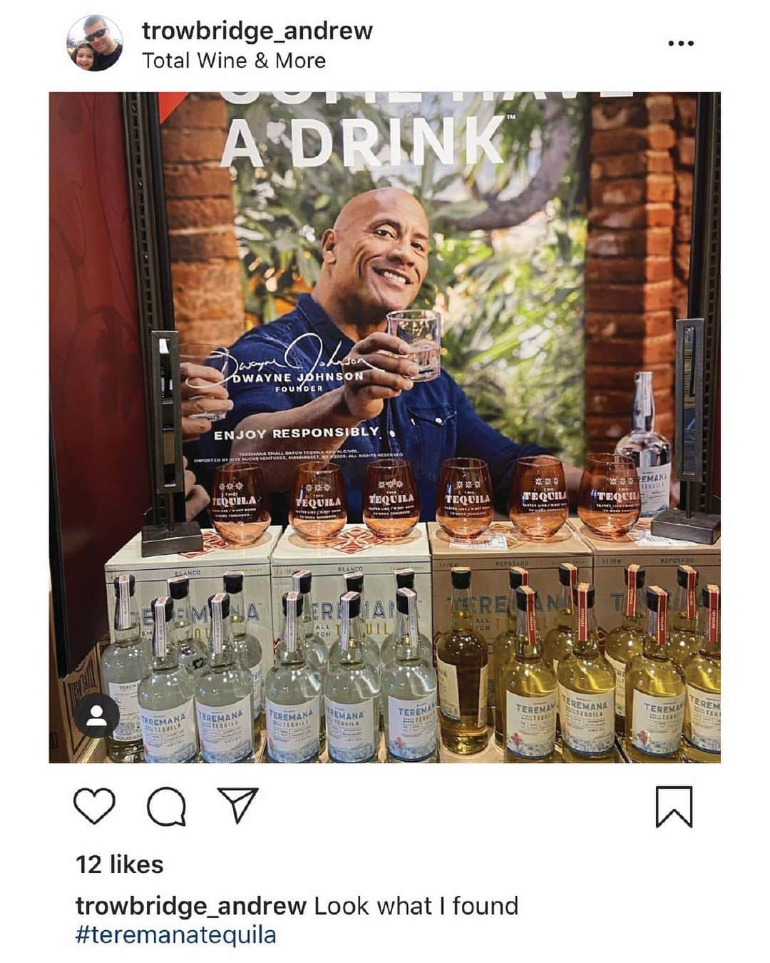 ドウェイン・ジョンソンさんのインスタグラム写真 - (ドウェイン・ジョンソンInstagram)「part 2: Mahalo to our hard working liquor store businesses small and large for taking care of our customers during this time 🙏🏾🥃 @teremana  #ManaOhana」4月5日 3時02分 - therock